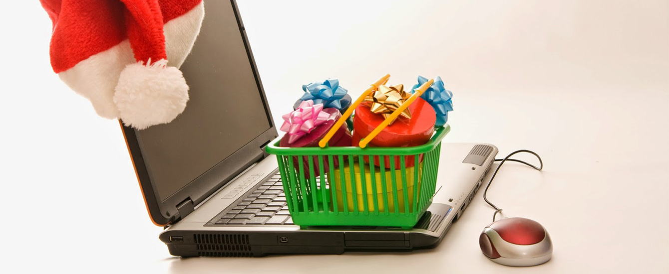 Laptop with gifts